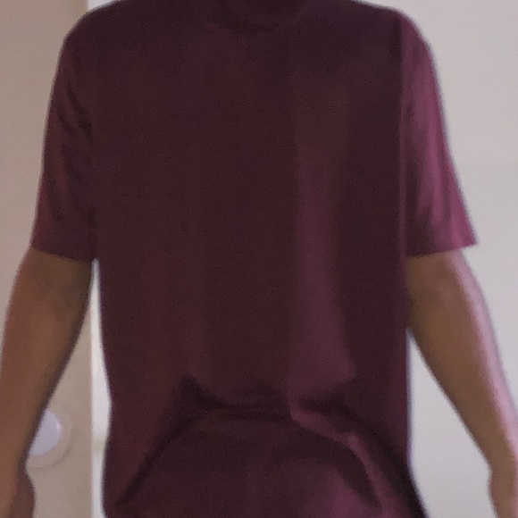 Maroon Short Sleeve Collard Shirt - Picture 3 of 4